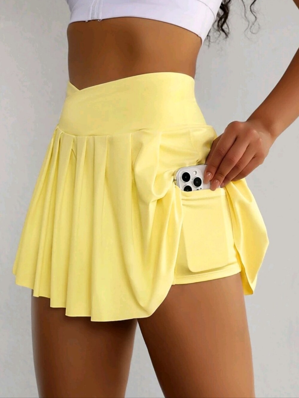 NEW Women's High-Waist Pleated Tennis Skort with Phone Pocket - Yellow
